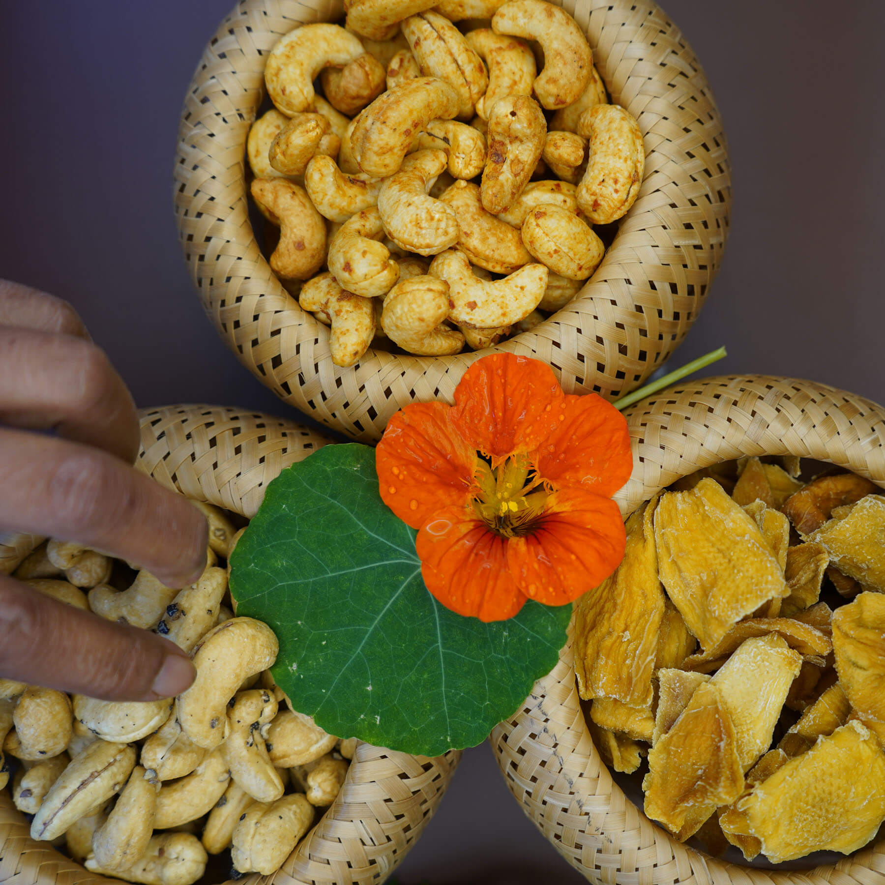 Somleng Set – Geschenkbox mit Mango, Cashews und Kampot Pfeffer